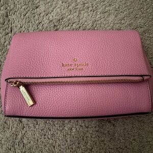 NWT! Kate Spade Leila Mini Crossbody Bag in Pebbled Leather (Mandavilla)